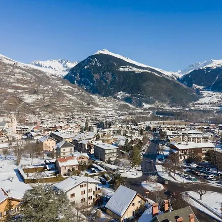 Sous Les Toits, By Refuges En * Bourg-Saint-Maurice